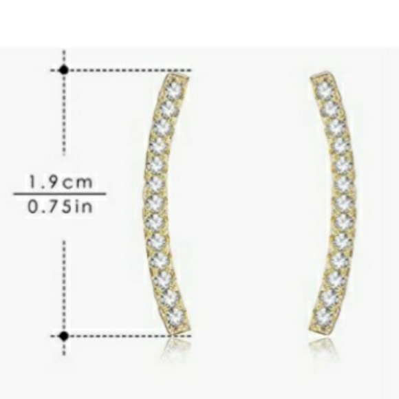 Gold tone hypoallergenic cz bar ear crawler - Picture 3 of 3